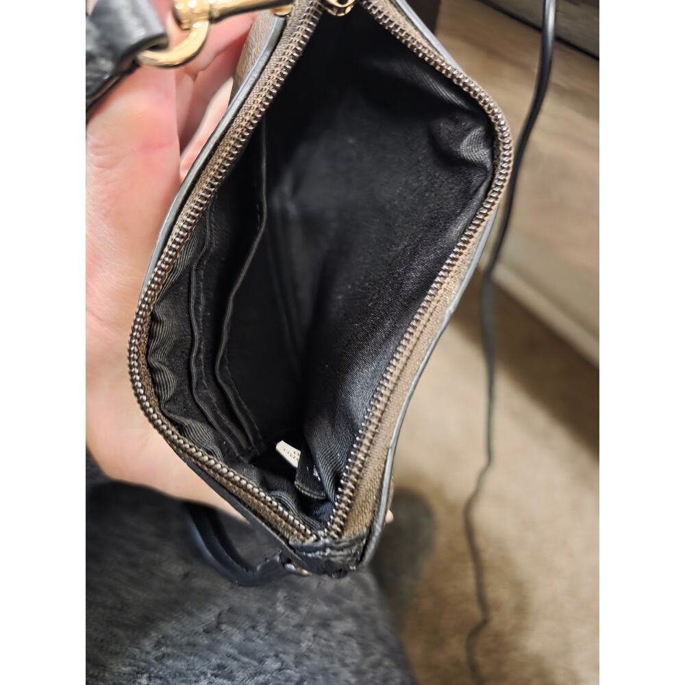 NEW Coach Corner Zip Wristlet in Signature Canvas - Picture 9 of 9